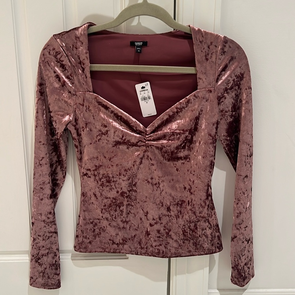 Express body contour line XS sweetheart neckline velour top with tags